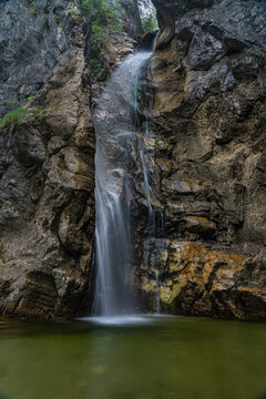 Sommer am Lainbach Wasserfall