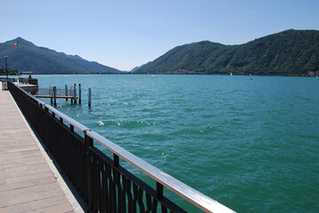 Il lago di Lugano da Campione d'Italia in provincia di Como, Lombardia, Italia.