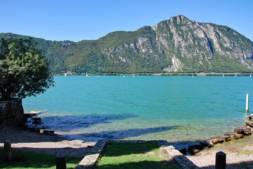 Il lago di Lugano da Campione d'Italia in provincia di Como, Lombardia, Italia.