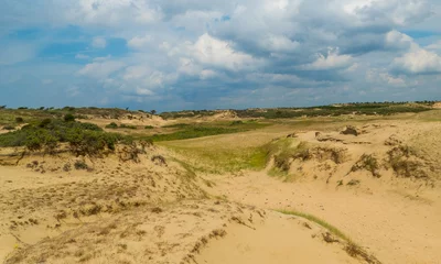 Selbstklebende Fototapete Nordsee, Niederlande Dünenpfad durch Landschaft Noordwijk Niederlande