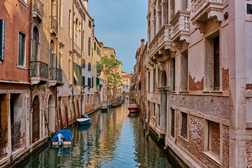 Fototapeta na wymiar Venecia, calles y canales