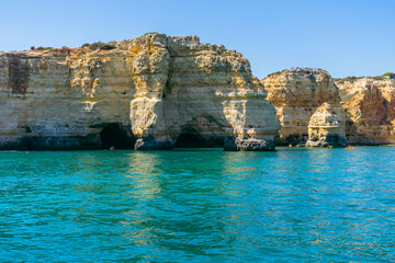 Fototapeta na wymiar view of the coast of algarve in Portugal