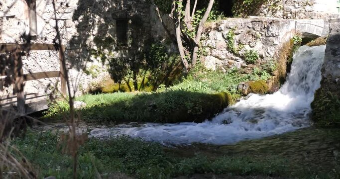 Cascatella del torrente a Rasiglia, Foligno, Perugia, Umbria