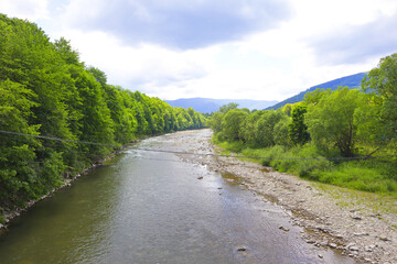 Fototapeta na wymiar Mountain River Prut in Yaremche, Ukraine