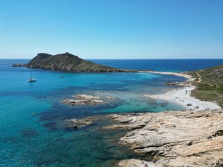 Paysage méditerranéen du sud de la France dans le département du Var