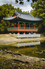Vertical image of Korean Monument at Denman Estate Park in San Antonio - obrazy, fototapety, plakaty
