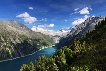 Fototapeta na wymiar Zillertal Alps near the Schlegeisspeicher glacier reservoir in Austria, Europe