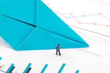 The direction and speed of economic development and investors