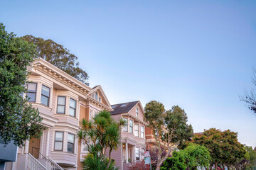 Fototapeta na wymiar Traditional homes in the suburbs of San Francisco, California