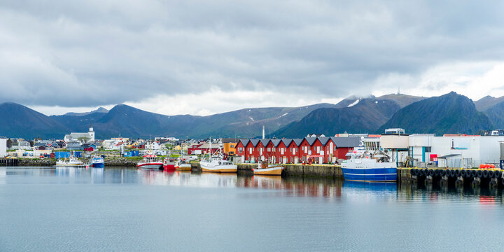 Norway, Nordland, Andenes, Secluded fishing village on Andoya island