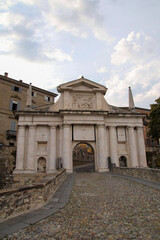 Fototapeta na wymiar Porta San Giacomo