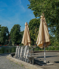 beach chairs and umbrellas © Konstantin