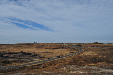 the road to the mountains