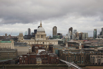 Fototapeta na wymiar London Skyline during a cloudy day