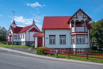 Fototapeta na wymiar Akureyri church with red roof