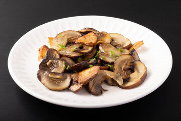 マッシュルームのバターにんにく炒め