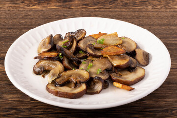 マッシュルームのバターにんにく炒め