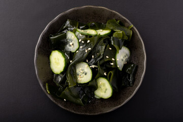 きゅうりとワカメの酢の物