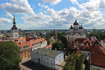 Fototapeta premium Panoramic view of Tallinn Old Town
