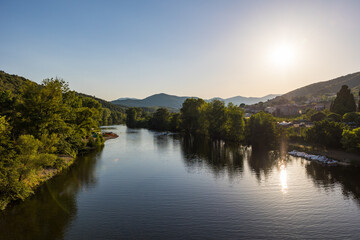 Coucher de soleil sur l'Orb depuis le pont de Roquebrun
