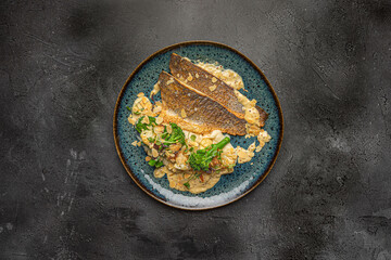 fish fried on the skin