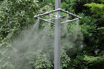東京都の暑さ対策用ミストシャワー