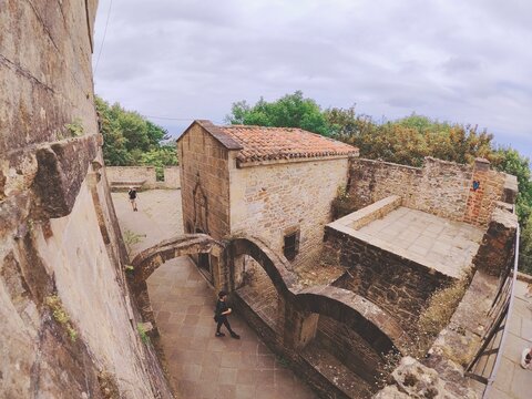 Fortaleza del Sagrado Corgaz&oacute;n de Jesus en el monte Urgul de San Sebasti&aacute;n, Espa&ntilde;a.