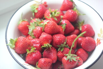 strawberries in a bowl