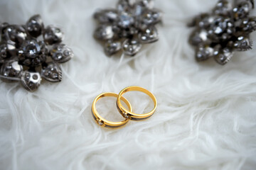 A gold ring for wedding.
