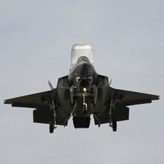 F-35 Lighting Hovering - front view