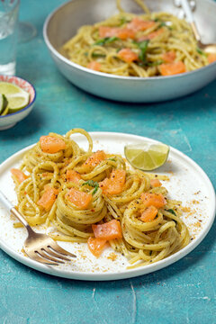 Homemade Spaghetti with raw Salmon and fish eggs