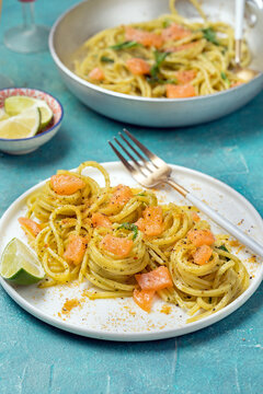Homemade Spaghetti with raw Salmon and fish eggs
