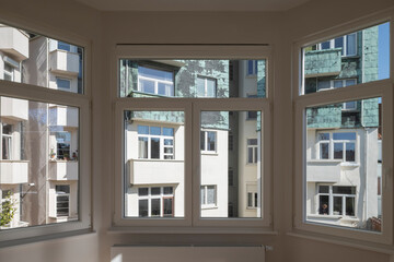windows of apartment building