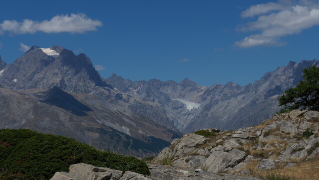 glacier de pelvoux dans le massif des écrins, hautes alpes