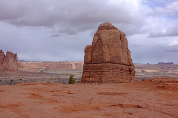 Photo of La Sal Mountains Viewpoint showing The Organ, Tower of Babel, Sheep Rock and Three Gossips in Arches National Park in Moab, Utah, United States in works project administration style.