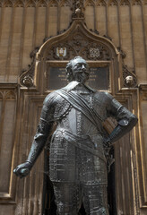 Statue of founder of Bodleian Library. Library. Oxford, oxfordshire. England. UK. Great Brittain. University. Sir Thomas Bodley.