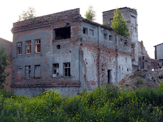 old abandoned house