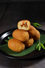 Kroket kentang or croquette is a traditional snack made from potato and other vegetable.