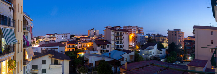 Fototapeta na wymiar panoramica city skyline of Aversa at night