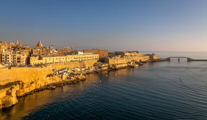 Obraz premium Valletta Panorama of the City Center. Beautiful aerial view of the Valletta city in Malta. Taken from a Ship this photo captures well the amazing architecture and charm of this city.