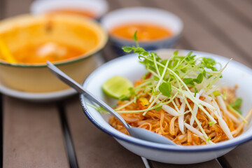 Chill spicy Tom yum soup and pad thai