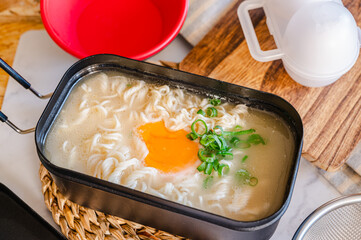 メスティンで作るインスタントラーメン