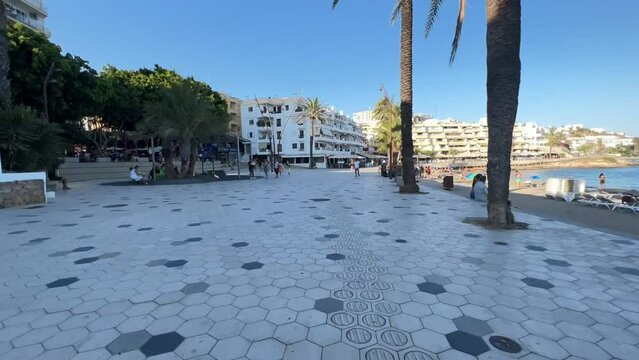 TIME LAPSE- Tour of the promenade on the beach of the coast of Ibiza