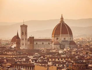Selbstklebende Fototapeten Florence, Italy: city view with the cathedral at sunset © Agata Kadar