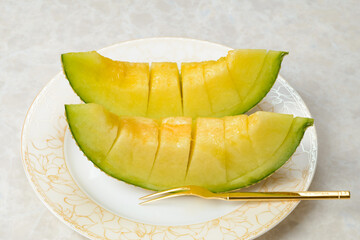 甘くて美味しいマスクメロン　網目が美しいメロンは贈答用に用いられる