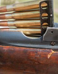 Lee Enfield rifle clip