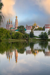 Fototapeta na wymiar Novodevichy Monastery. The Gate Church and the wall of the Novodevichy Convent.