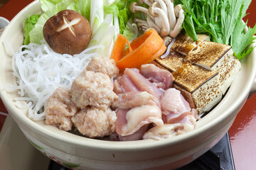 オーソドックスな鶏鍋