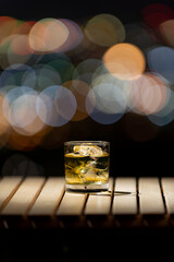 夜景とウイスキー