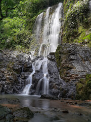 Fototapeta premium Cascada en las montañas de Herrera 